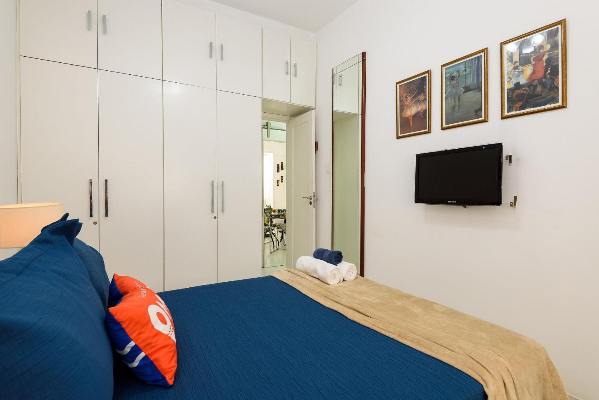 Apartamento 2qtos A 5min Da Do Leblon | Jl134/204